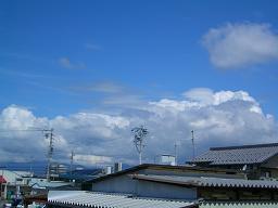 青い空とモコモコ雲