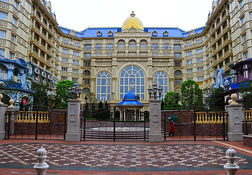 DisneyHotel