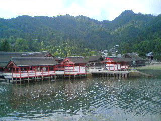 厳島神社（満潮）