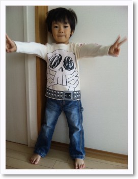 [photo18122599]韓国子供服着画TAKA.jpg