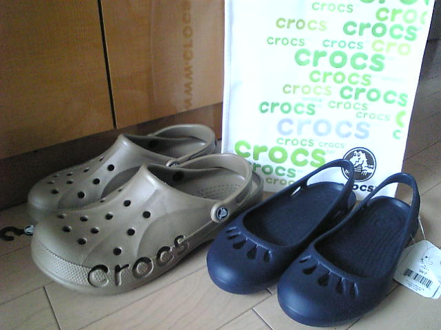 CROCS