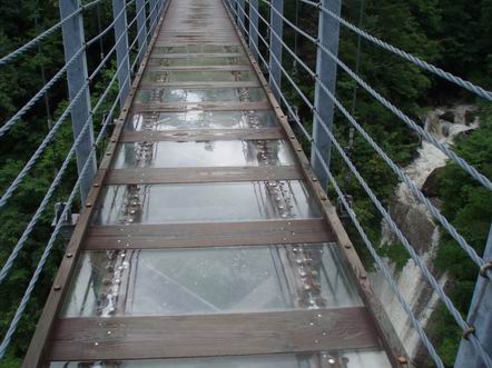 白龍妃吊橋
