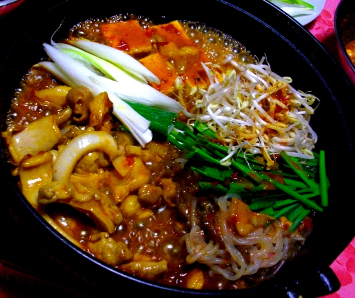 韓国風モツすき焼き.jpg