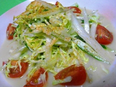 アップ胡瓜とセロリとキャベツとプチトマトのさっぱりサラダ.jpg