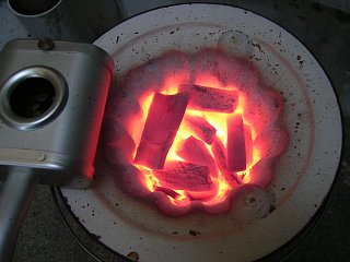 七輪で炭火焼コーヒー3