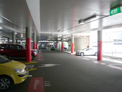 はよ車持ってこーーい