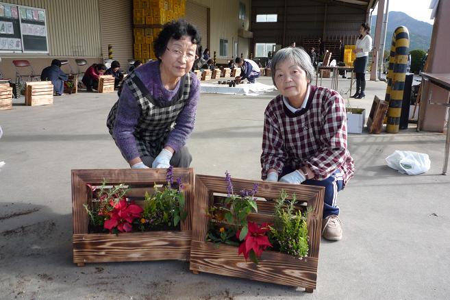 ４農協寄せ植え.jpg