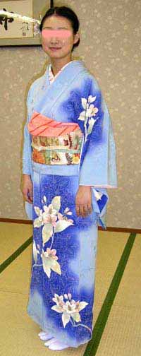 青の訪問着のお嬢様