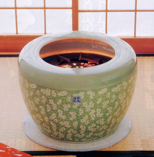 ハロゲン火鉢