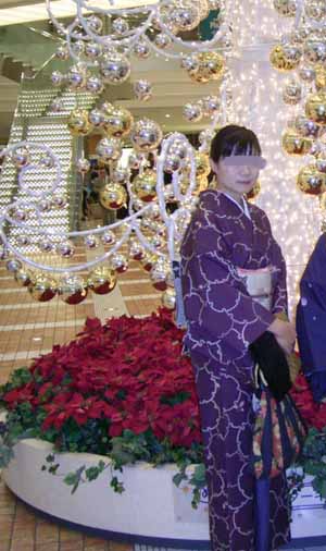 紫の着物姿