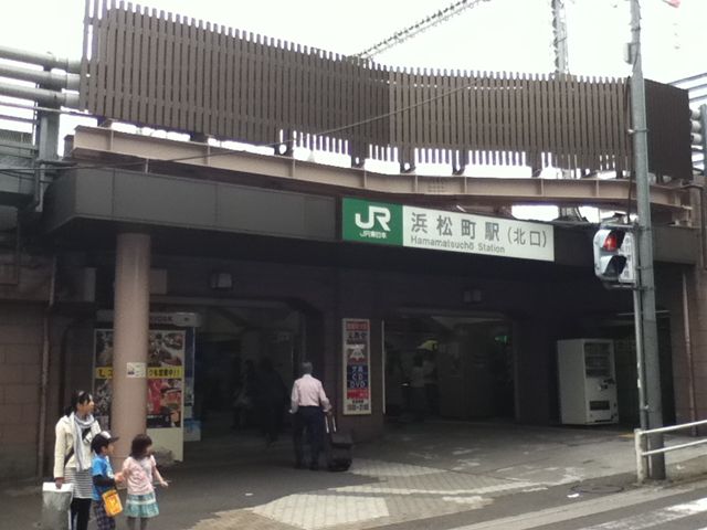 yamanote041_R.jpg