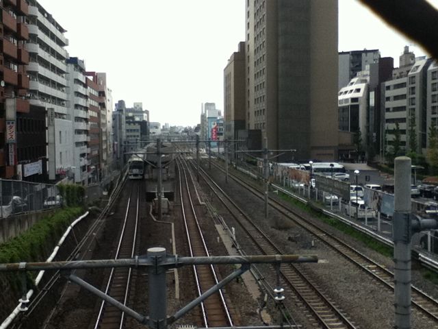 yamanote019_R.jpg