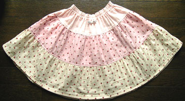20080307イチゴ柄スカート