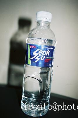 25ミネラルウォータ<br />
ー