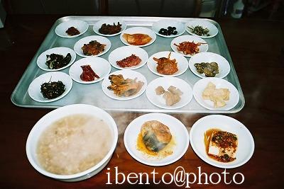 115おこげ料理には、おかずがいっぱい！