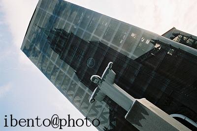 125明洞聖堂 工事中のカーテン