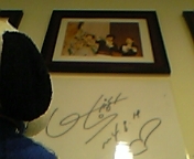 ヨンハのサインのお店