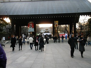 02・靖国神社.jpg