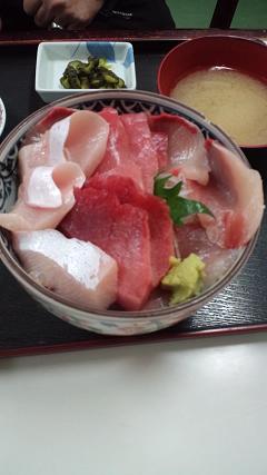 まぐろとはまちのテンコ盛り