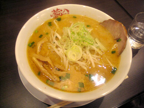 みそラーメン＠麺 蔵八