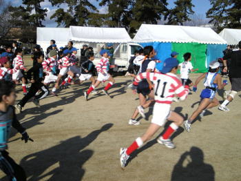 第33回 武庫川新春ロードレース大会　スタート