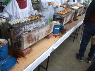 一番人気　焼きだんご　100円.jpg