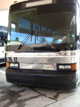 bus02.jpg