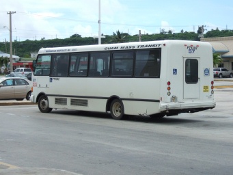 bus04.jpg