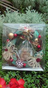 クリスマスリースケース入り