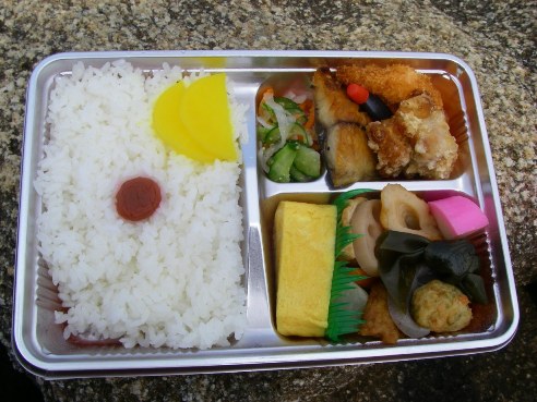 2008.5.18柏島お弁当.jpg