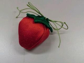 つるし雛　いちご