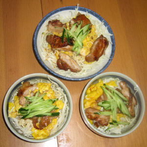 テリヤキチキン丼