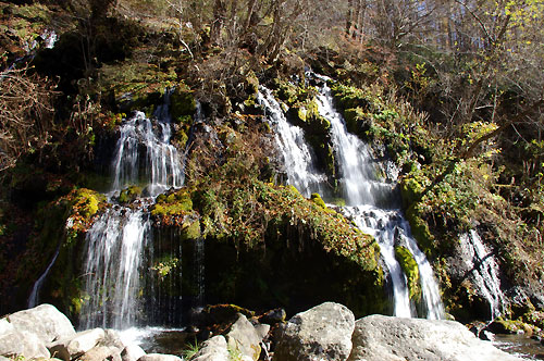 吐竜の滝