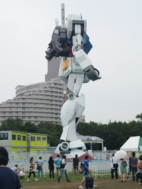 ガンダム横姿