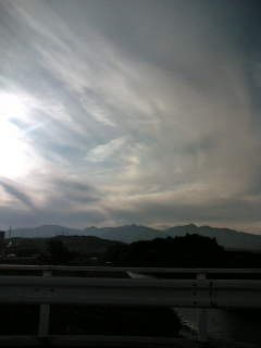 車から見た彩雲