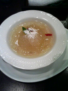 ラ・フランスと白キクラゲのコンポート