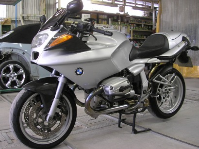 BMW R1100Sリアカウル-