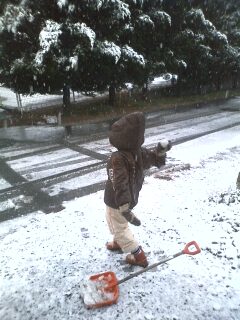 雪遊び