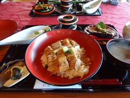 梅くらのアナゴ丼