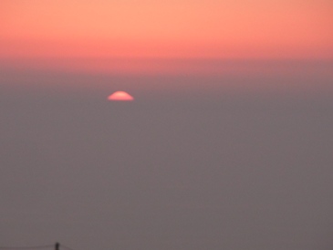 地中海に沈む太陽