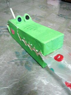 牛乳パックで作ったワニ わたしのブログ By カッツェ チー 楽天ブログ