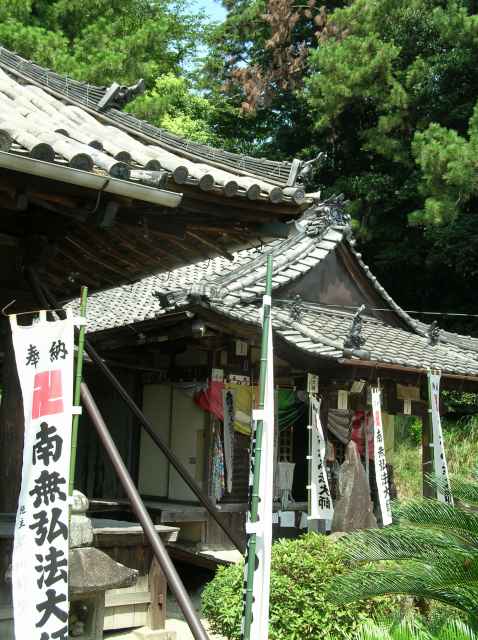 060810お寺。弘法堂２