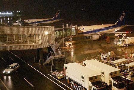  神戸空港（近景）