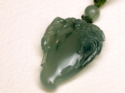翡翠ペンダント2