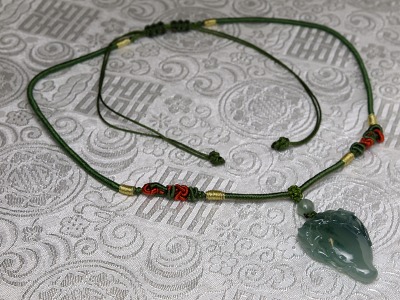 翡翠ペンダント１