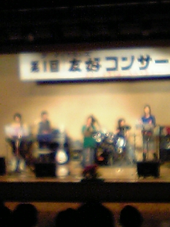061029_140558_M.jpg