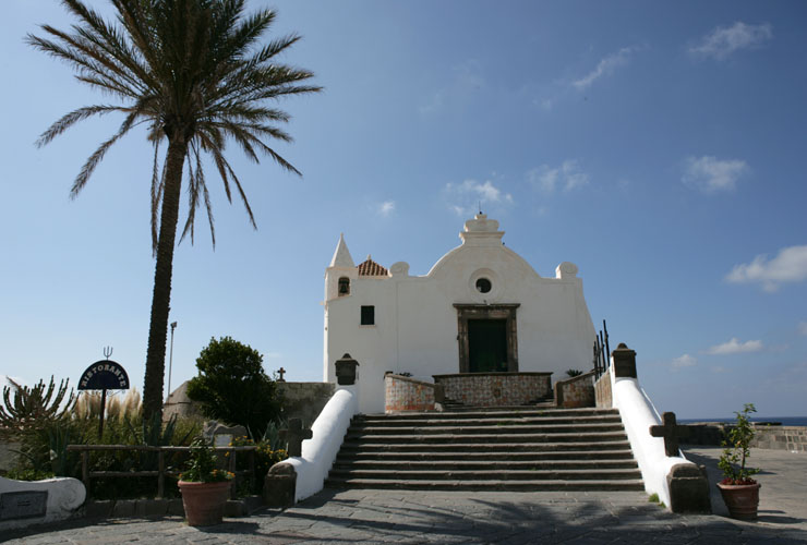 ischia740.jpg