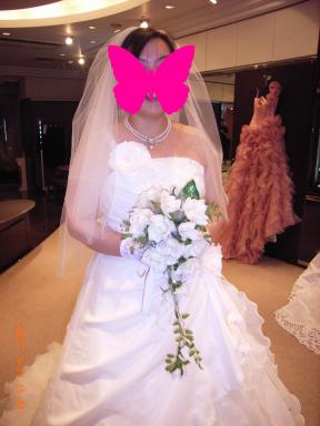 ウエディングドレス３