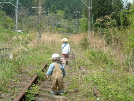 線路歩く