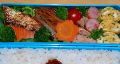 お弁当.JPG